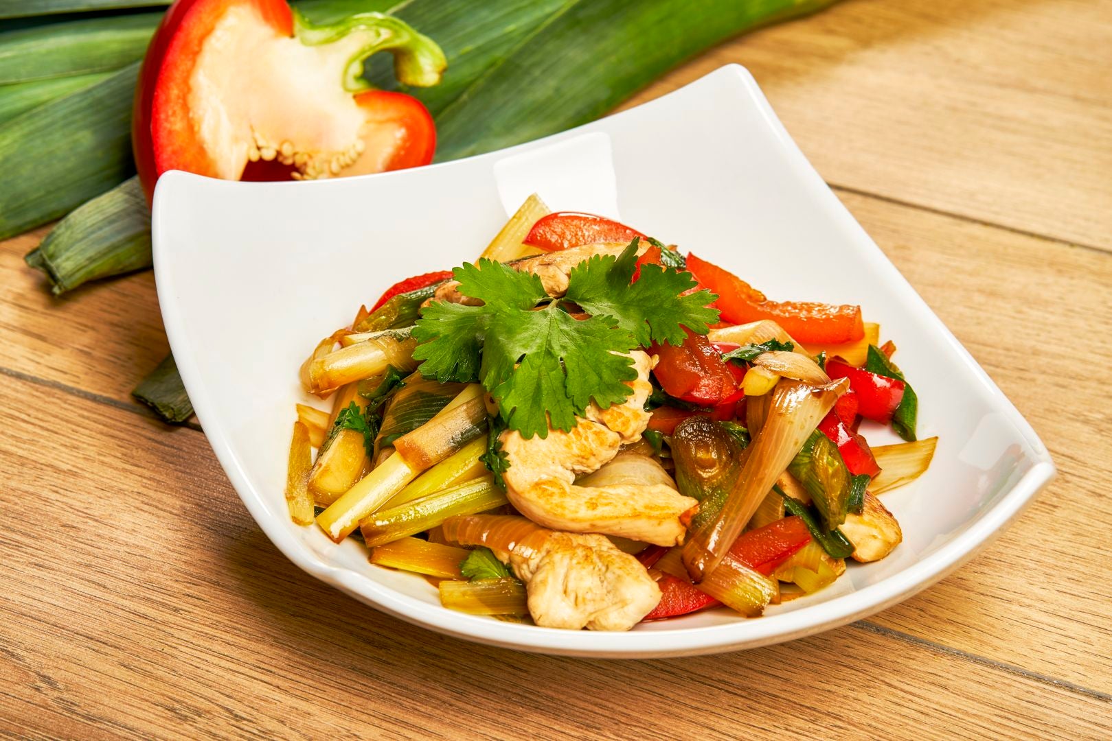 Recette Wok De Porc Caramelise Aux Poivrons Miel Nestle Bebe