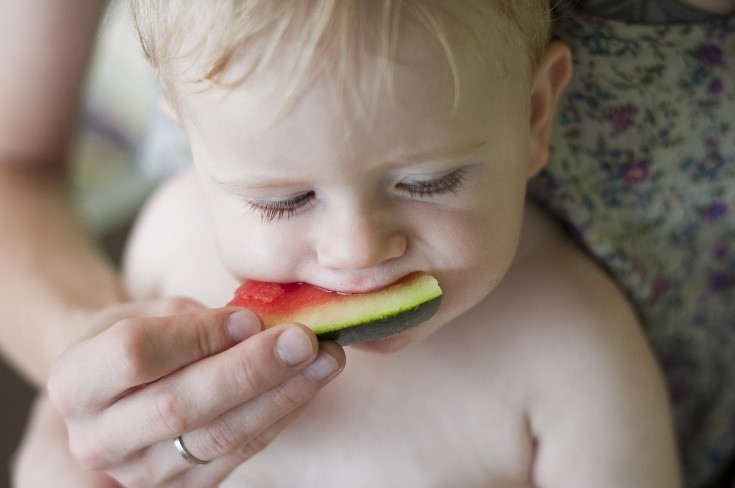 Étude de cas: bébé de 8 mois qui mange peu et ne tolère pas les textures -  Maman Mange Bien