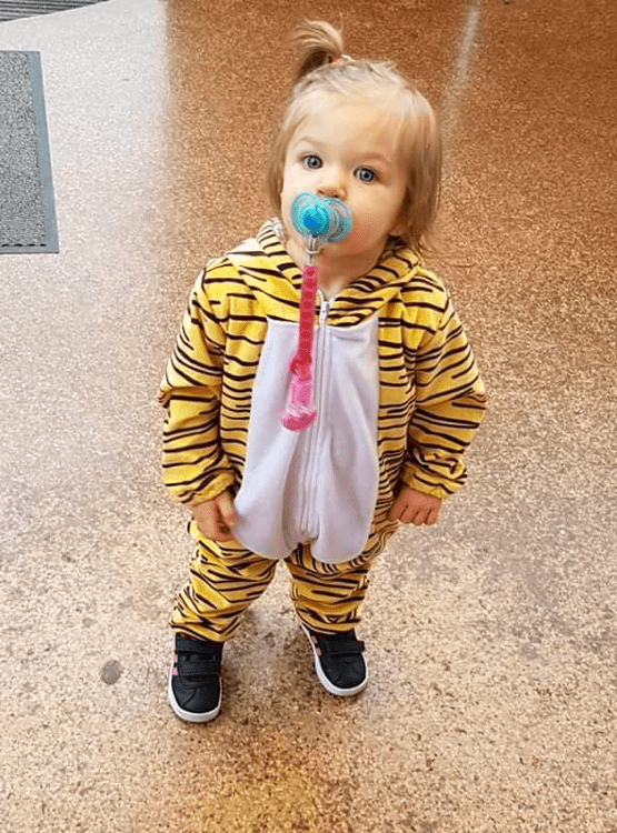 olivia deguisee en tigre