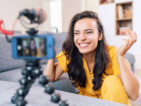 Influencer Influencer