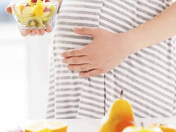 Votre bébé peut-il déjà «goûter» ce que vous mangez au cours de la grossesse et pendant l’allaitement ?