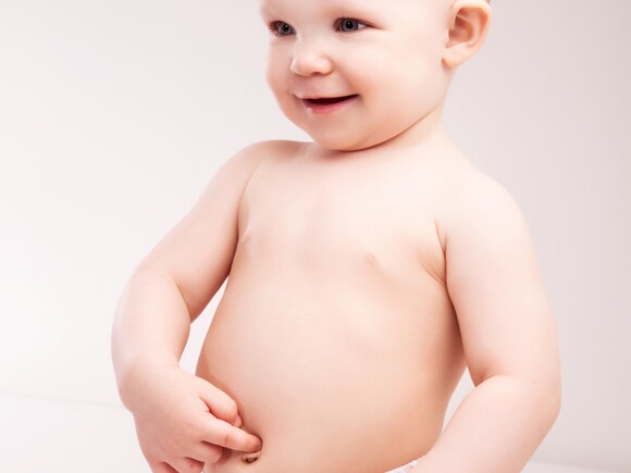Comment nettoyer le cordon ombilical de bébé ?