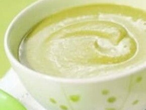 no20-veloute-de-petits-pois-et-jeunes-pousses-depinards_0_0.jpeg
