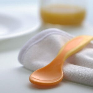 Comment adapter l'alimentation de bébé à ses allergies ?