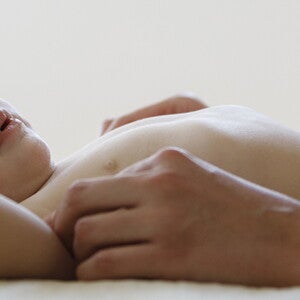 Comment soulager les maux de ventre de bébé