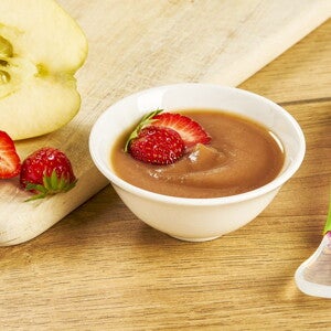 Recette purée de pommes et fraises pour bébé