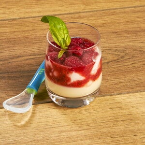 Recette purée de fruits rouges et basilic pour bébé