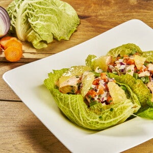 Recette saumon et petits légumes en papillotes de chou