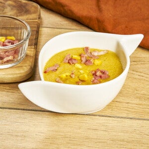 Velours de maïs croquant et jambon fumé
