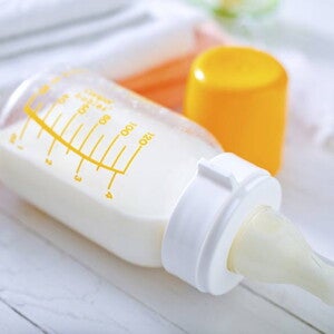 Comment détecter l'intolérance au lactose chez bébé ? Comment détecter l'intolérance au lactose chez bébé ?