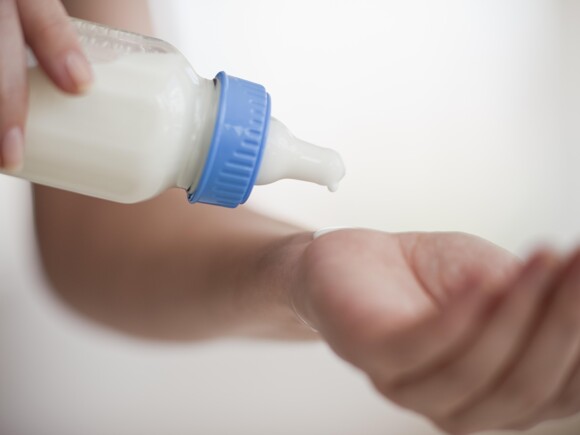 bébé_est_encore_trop_petit bébé_est_encore_trop_petit