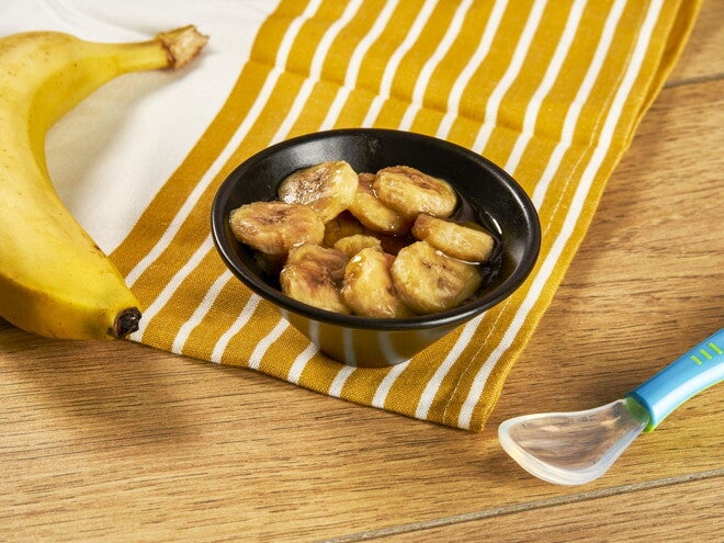 Recette banane chaude et touche de miel pour bébé