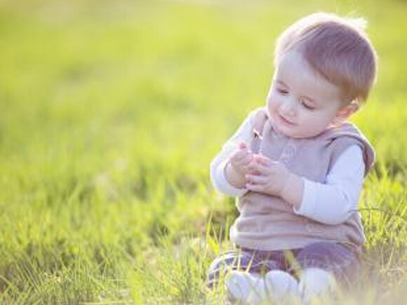 Comment habiller bébé au printemps ?