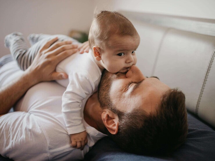 Bebe A Faim Comment Satisfaire Son Appetit Nestle Bebe