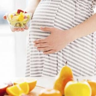 Votre bébé peut-il déjà «goûter» ce que vous mangez au cours de la grossesse et pendant l’allaitement ?