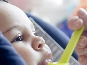 L’alimentation de bebe de 8 à 11 mois L’alimentation de bebe de 8 à 11 mois