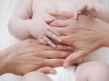 Les maux de ventre de bébé : comment les reconnaître ? Les maux de ventre de bébé : comment les reconnaître ?