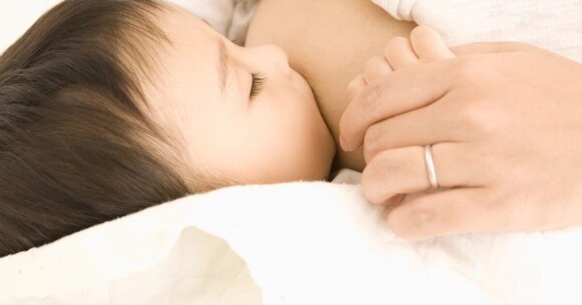 L'allaitement : lactation et mise au sein du bébé